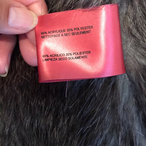 COLLECTIONS faux fur and faux suede vest size XS - Picture 9 of 13